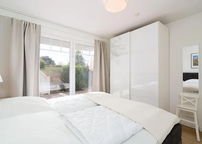 Stettiner Str 33-35 Whg 1 *